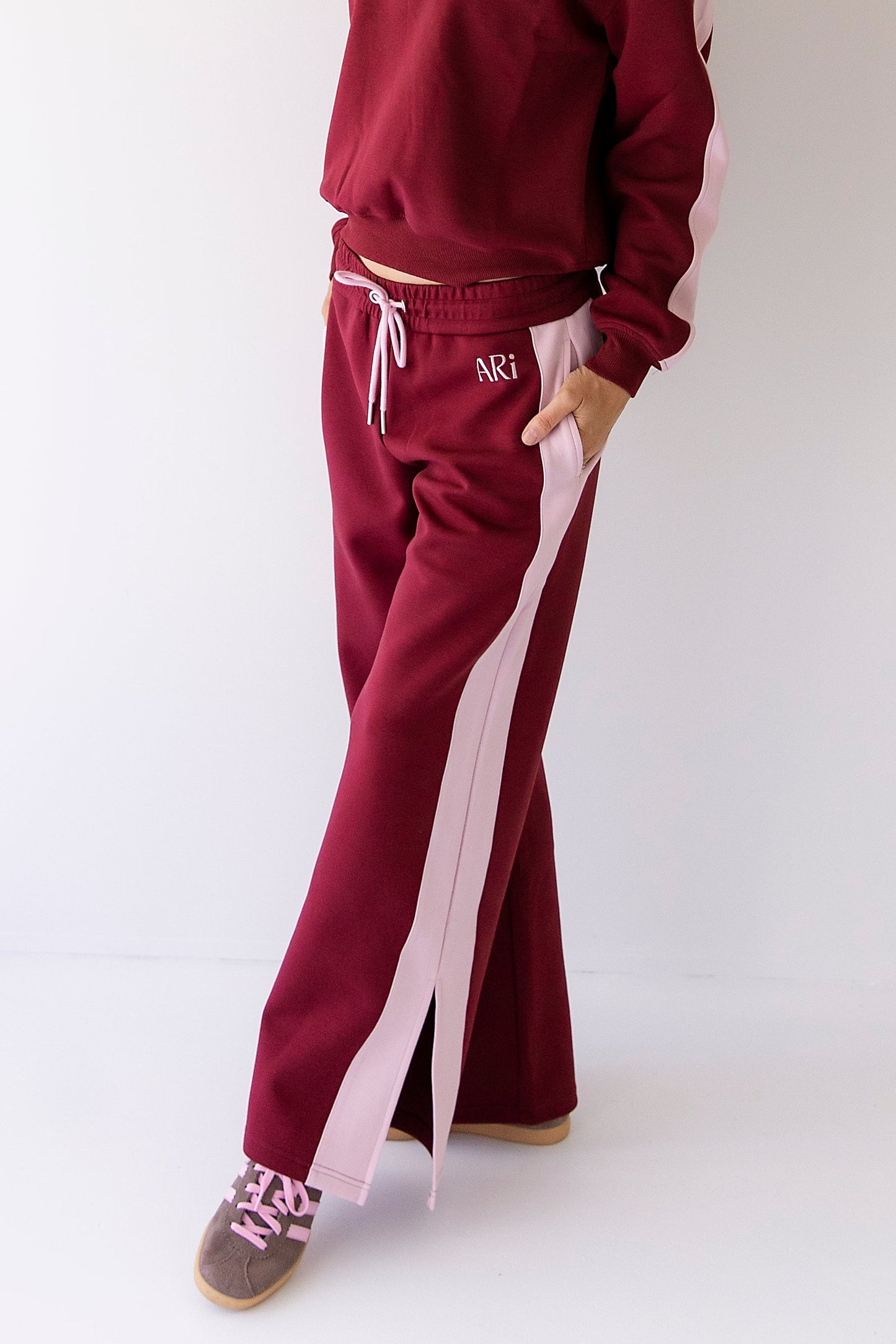 Off Duty Pant - Burgundy