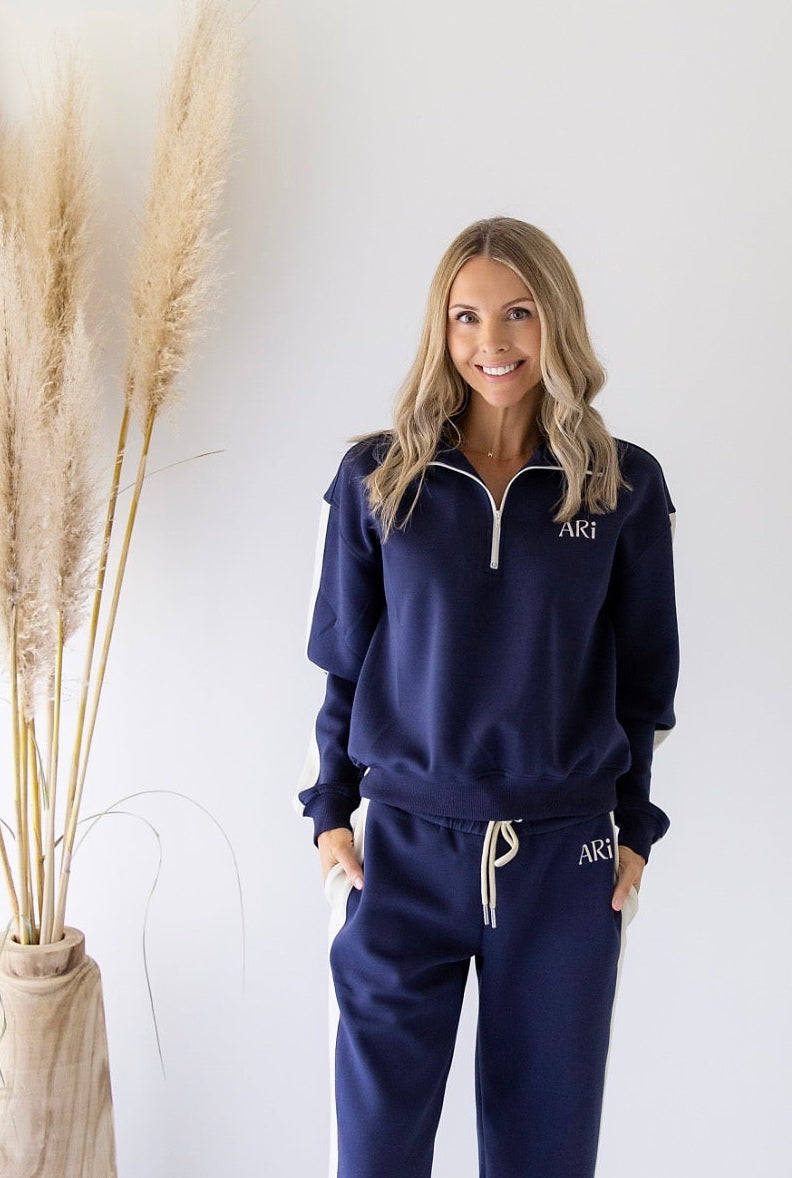 Off-Duty 1/4 Zip - Deep Blue
