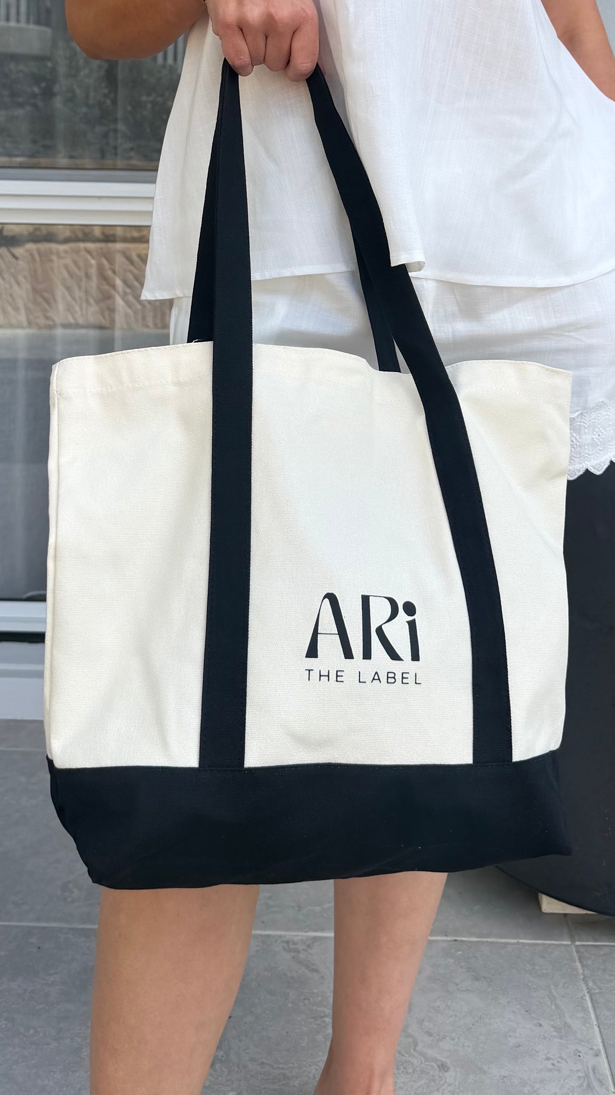 Ari Tote 2.0